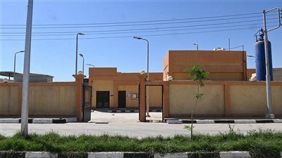 محافظ البحيرة تتفقد محطة رفع الصرف الصحي بسيدي غازي ضمن مشروعات 