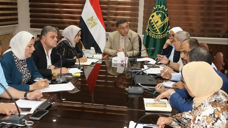 محافظ القليوبية خلال