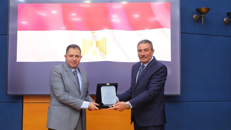 محافظ دمياط ورئيس