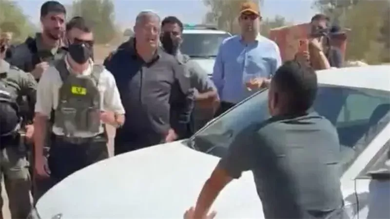 فلسطيني يهاجم بن