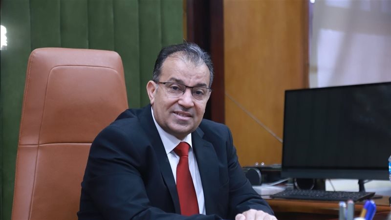 رئيس جامعة قنا، فيتو