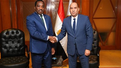 حسن رداد ونظيره السوداني يبحثان تعزيز التعاون في مجالات التدريب ونقل الخبرات