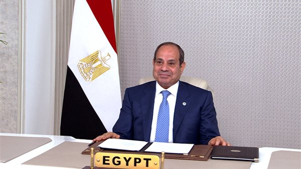 السيسي: علينا الحفاظ على الدولة المصرية وليس الرئيس