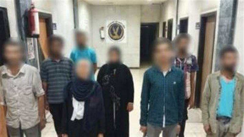 سقوط 9 أشخاص بتهمة