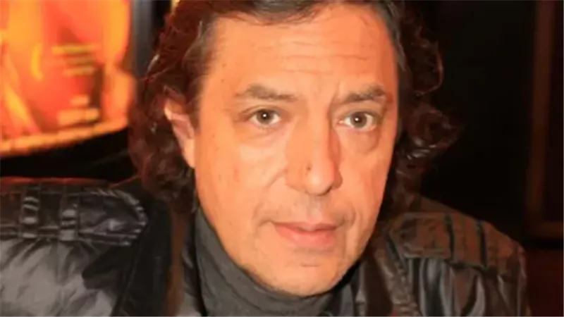 هشام عبد الحميد،
