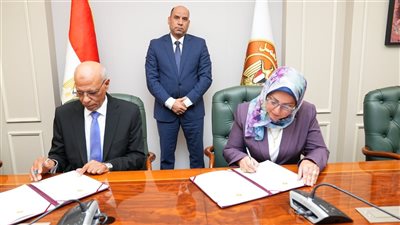 حسن رداد يشهد توقيع بروتوكول لدعم تطبيق قانون العمل الجديد بالقطاع الخاص