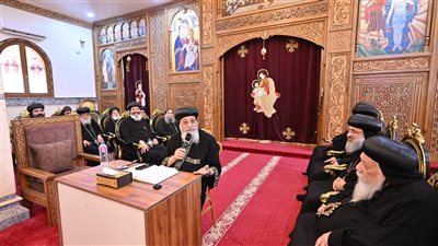 في آخر محطاته بالمنيا، البابا تواضروس يصل دير الأنبا صموئيل المعترف بجبل القلمون