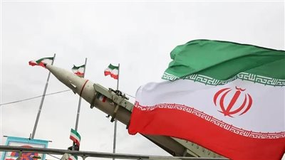 إيران ترفع جاهزيتها العسكرية إلى 