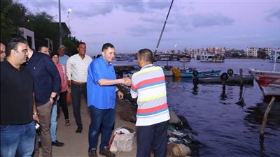 سيرا على الأقدام، تفاصيل جولة محافظ دمياط بمدينة عزبة البرج (صور)