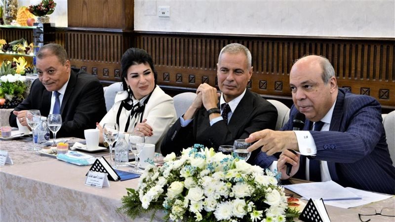وزير الطيران 