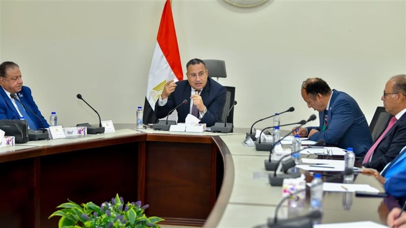 اجتماع اللجنة العليا