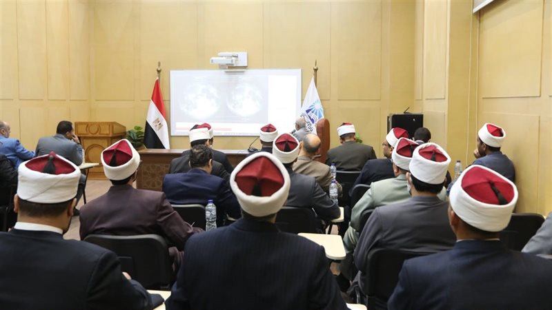 انطلاق دورة الفلك