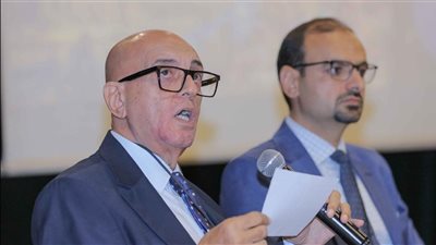 الدكتور هشام عزمي: يجب توعية الشباب بضرورة احترام حقوق الملكية الفكرية للنهوض بالمجتمع