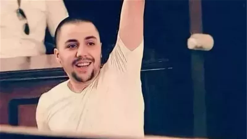 سيد مشاغب
