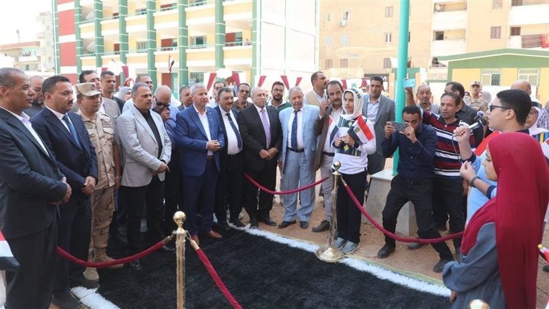 محافظ الشرقية يفتتح