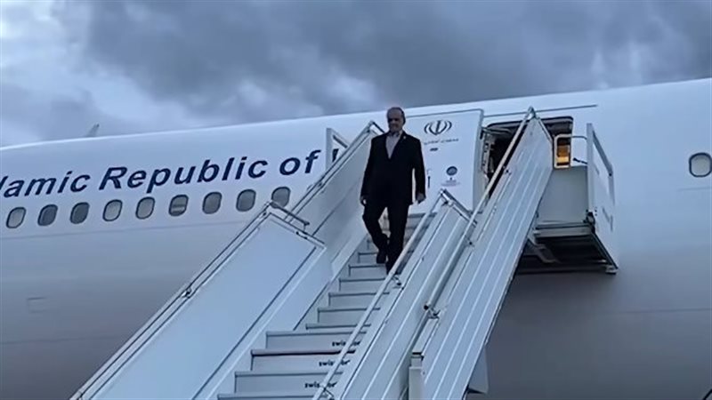 وصول الرئيس الإيراني