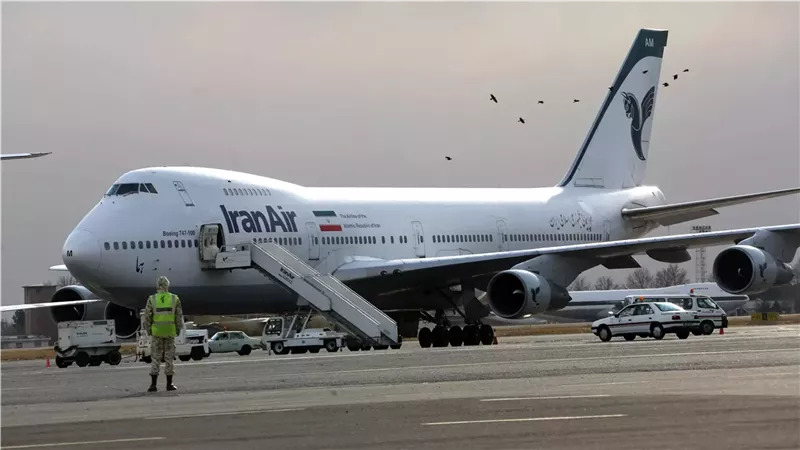 طيران إيراني
