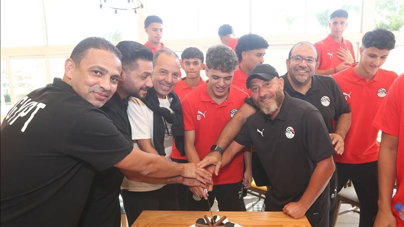 منتخب الشباب يحتفل