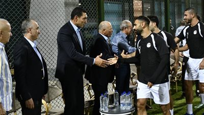 «العالم تحدث عنكم»، وزير الرياضة يؤازر منتخب مصر قبل مواجهة أنجولا بتصفيات أمم أفريقيا  
