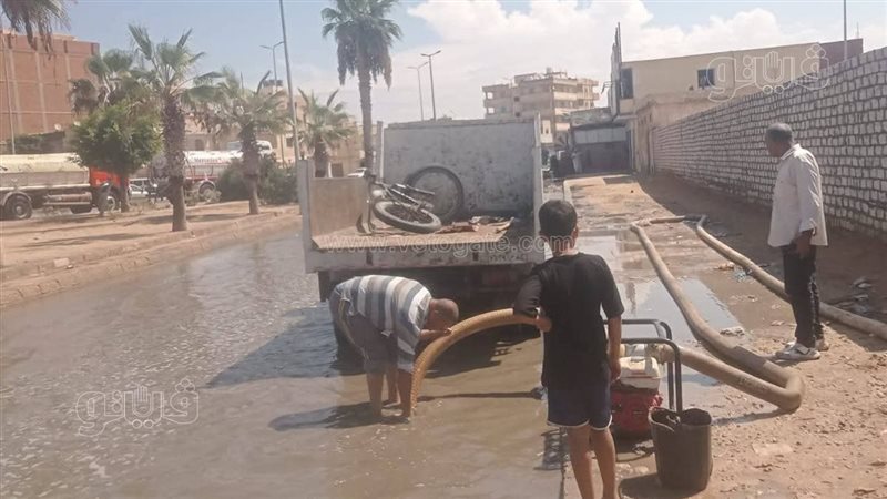 فرق الطوارئ ترفع