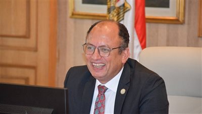 وزير التعليم العالي يكلف الدكتور السيد قنديل بتسيير أعمال رئيس جامعة العاصمة 