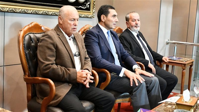 وزير الشباب والرياضة