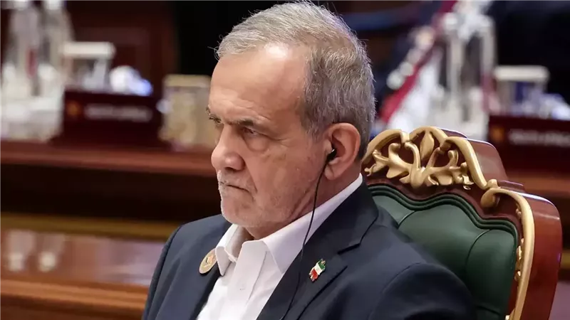 الرئيس الإيراني مسعود