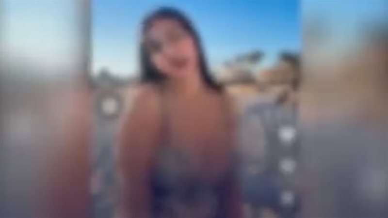  ضبط صانعة محتوى