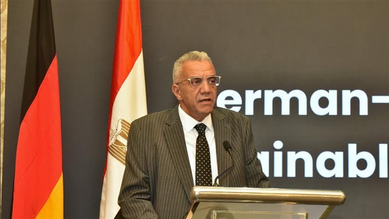 حسن جبرى رئيس شعبة