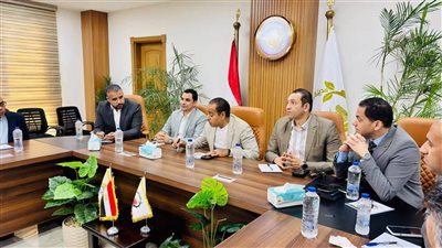 الإسكان تبحث سرعة إنهاء إجراءات توفيق الأوضاع للأراضي بالمدن الجديدة  