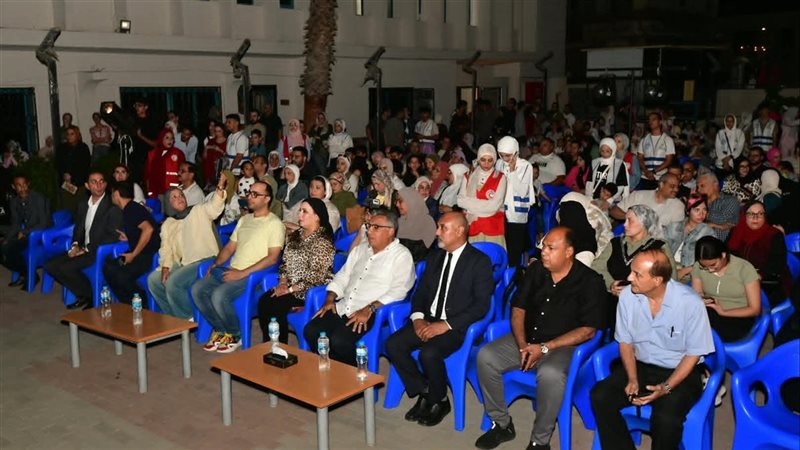 محافظ اةدقهلية يشهد