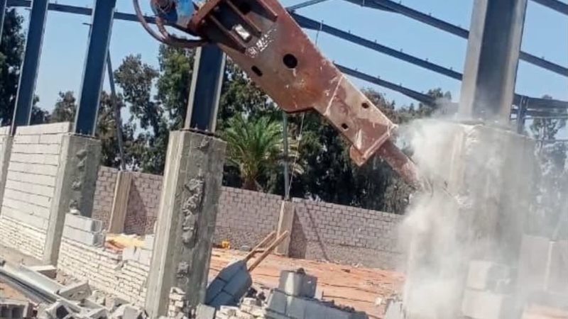   محافظ الشرقية إزالة