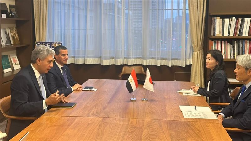لقاء وزير السياحة