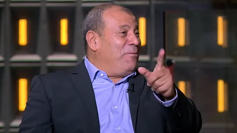 الكتاب الصحفي عصام
