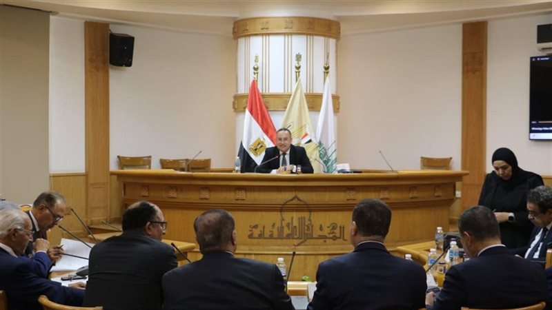  اجتماع لجنة معرض