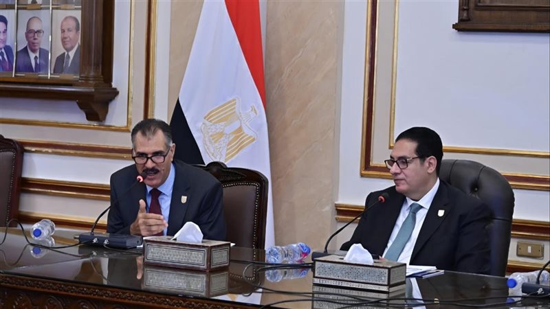 رئيس جامعة القاهرة