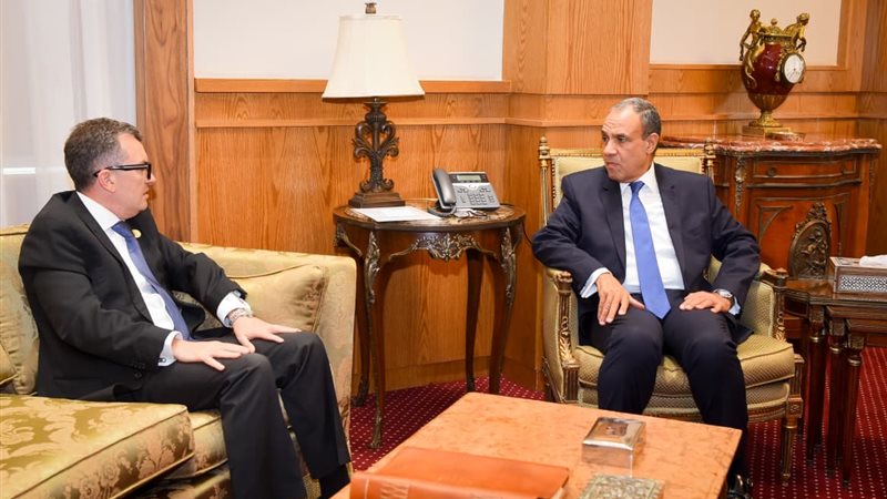 وزير الخارجية، فيتو