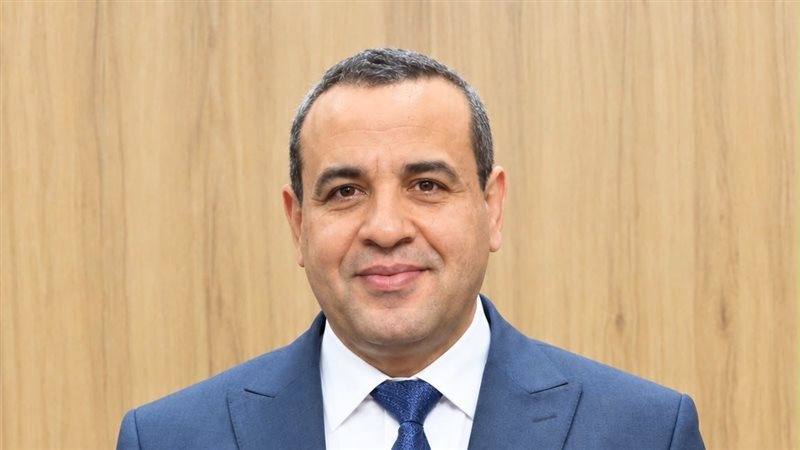 الدكتور أتى خضر،