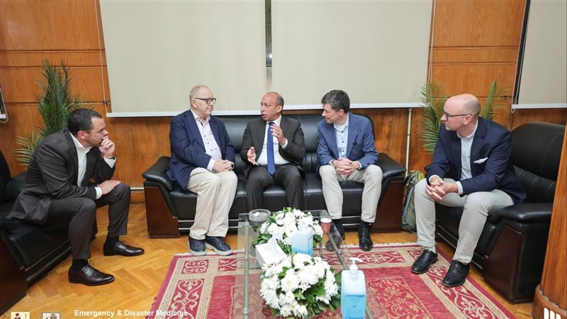 وفد جامعة كيل في