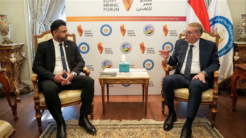 بدوي اثناء اللقاء