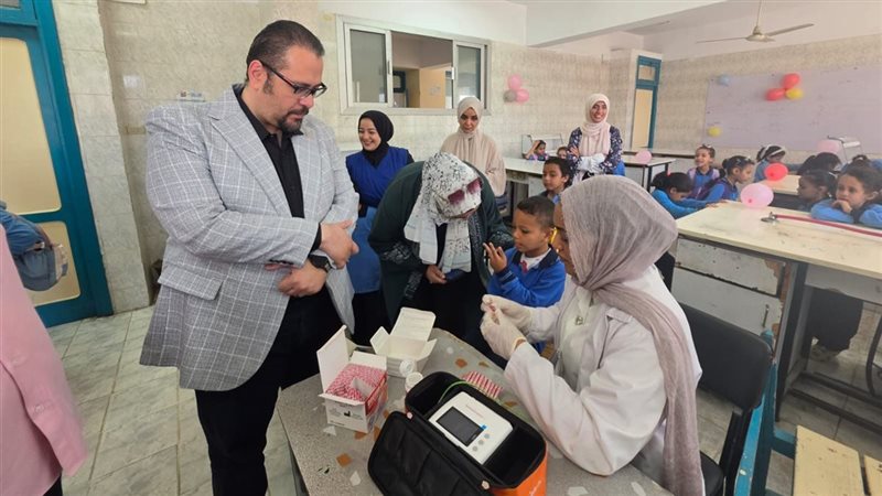 متابعة فحص طلبة ادارة