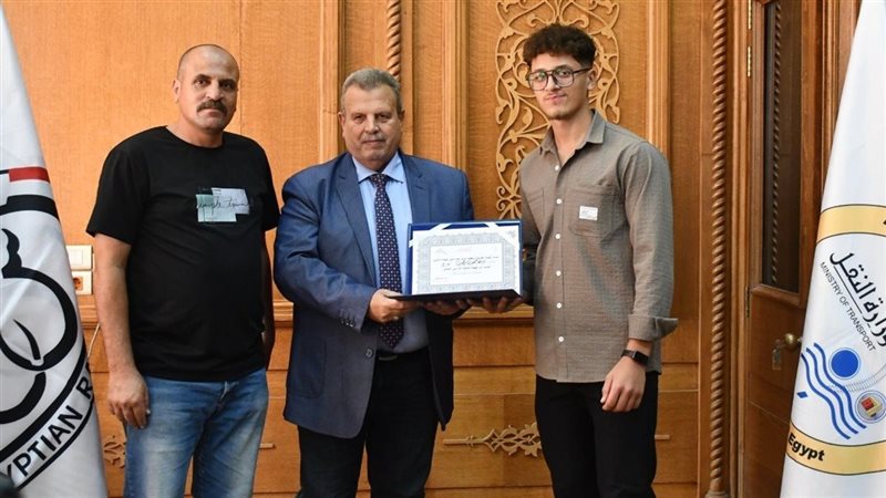 السكك الحديدية 