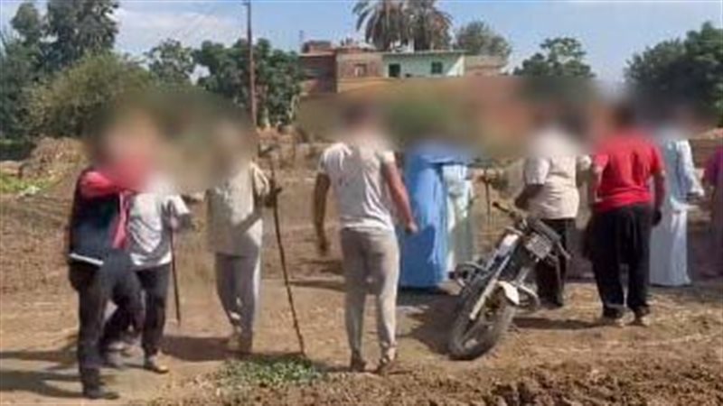 ضبط 5 أشخاص بعد تداول