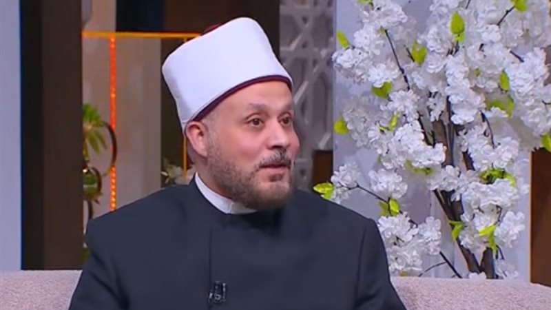 مصطفى عبد الكريم،