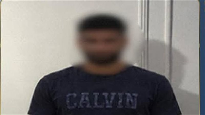 طالب يتهم والده بتعاطي