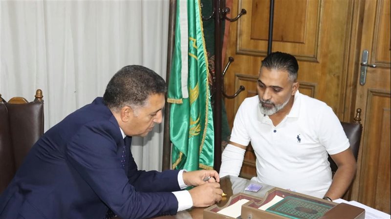 محافظ القليوبية خلال