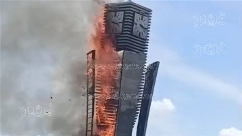  حريق مفاجئ بمدخل