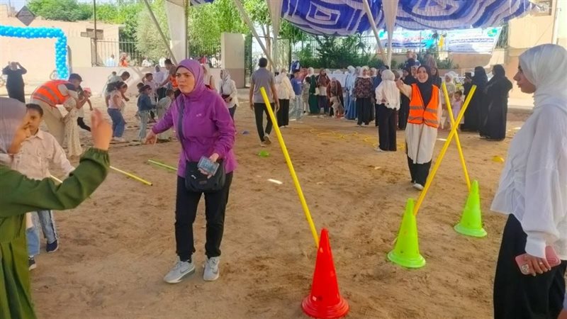 قادرون باختلاف تنظم