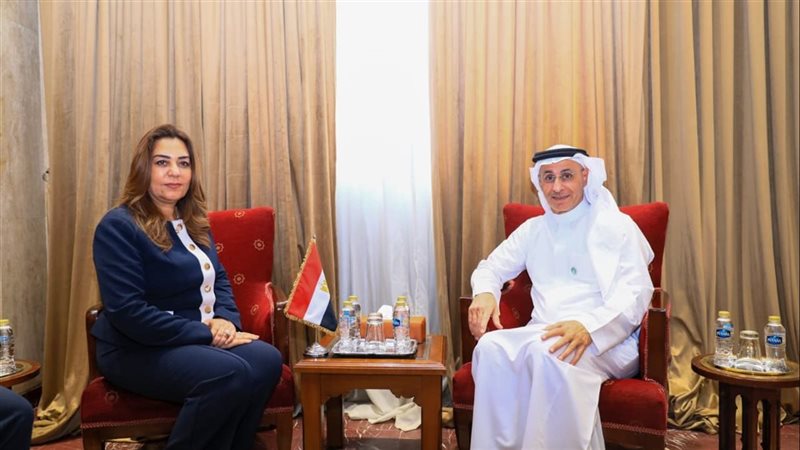 منال عوض والأمين