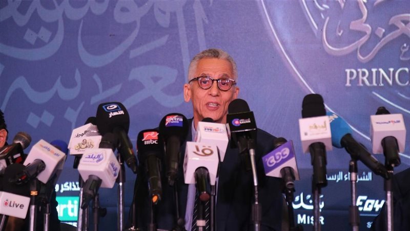 رضا الوكيل، فيتو